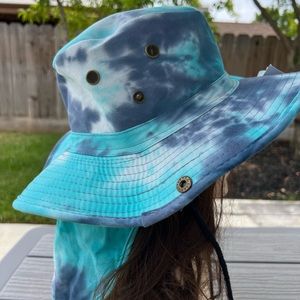 NEW hat with drawstring and neck protection